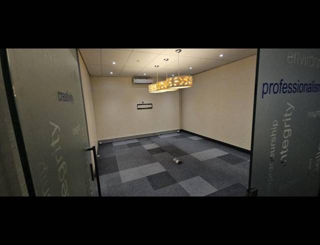 OFFICE PROPERTY TO RENT IN RANDJESPARK